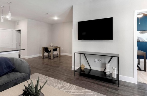 Allen Apartment | Landing | Incredible 1BD, Pool, Yoga Studio
