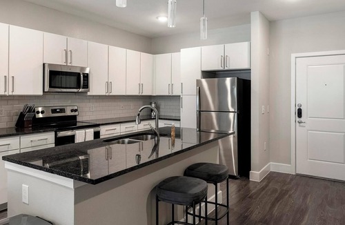 Allen Apartment | Landing | Incredible 1BD, Pool, Yoga Studio