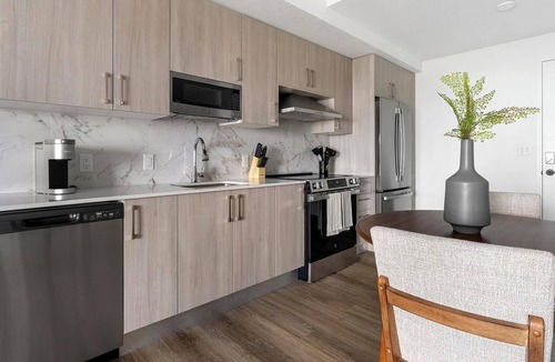 Overtown Apartment | Landing | Incredible 1BD, Pool