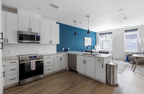 Civic Center Apartment | Landing | Incredible 1BD, Rooftop Lounge, Gym