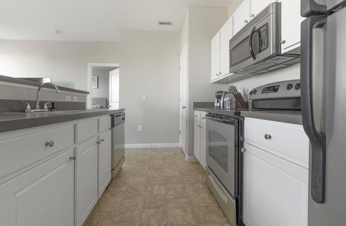 Canal Winchester Apartment | Landing | Incredible 1BD, Clubhouse, Pool