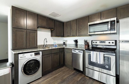 Downtown Hartford Apartment | Landing | Incredible 1BD, Game Room, Gym