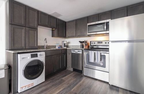 Downtown Hartford Apartment | Landing | Incredible 1BD, Gym, Game Room