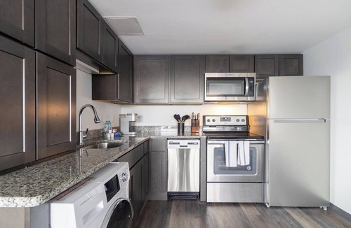 Downtown Hartford Apartment | Landing | Incredible 1BD, Gym, Game Room