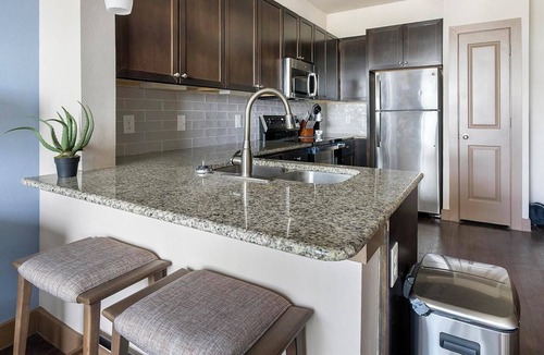 Barker Apartment | Landing | Incredible 1BD, Clubhouse, Courtyard