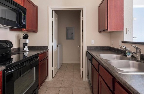 Barker Apartment | Landing | Incredible 1BD, Clubhouse, Gym