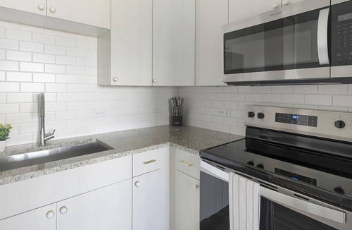 Addicks Apartment | Landing | Incredible 1BD, Gym, Yoga Studio