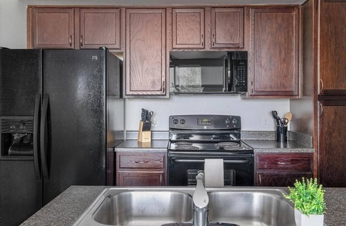 Northeast Houston Apartment | Landing | Incredible 1BD, Clubhouse, Game Room