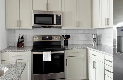 Southeast Raleigh Apartment | Landing | Incredible 1BD, Clubhouse, Gym