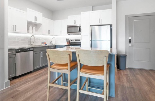 Sanford Apartment | Landing | Incredible 1BD, Gym, Courtyard