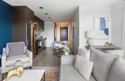 Mann Apartment | Landing | Incredible 1BD, Game Room