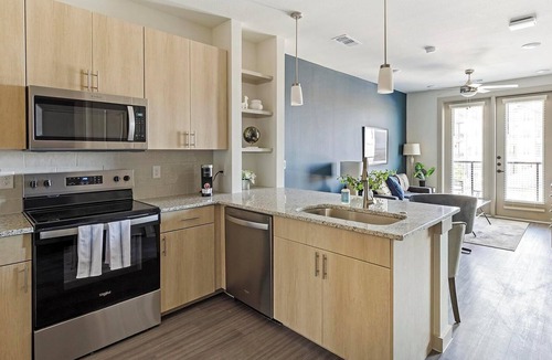 Anna Apartment | Landing | Incredible 1BD, Yoga Studio, Gym