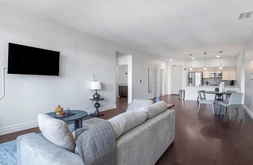 Little Italy Apartment | Landing | Incredible 2BD, Gym