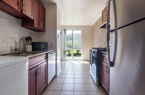 Greenbelt Apartment | Landing | Incredible 2BD, Gym, Pool