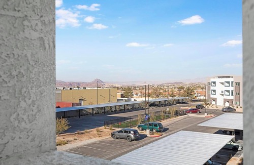 Townsite Apartment | Landing | Incredible 2BD, Pool, Rooftop Lounge