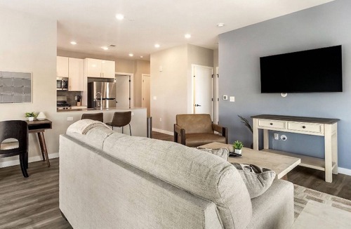 New Haven Apartment | Landing | Incredible 2BD, Gym, Yoga Studio