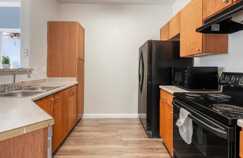 Austin Apartment | Landing | Incredible 2BD, Clubhouse, Courtyard