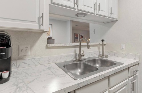Denton Apartment | Landing | Incredible 2BD, Courtyard, Gym