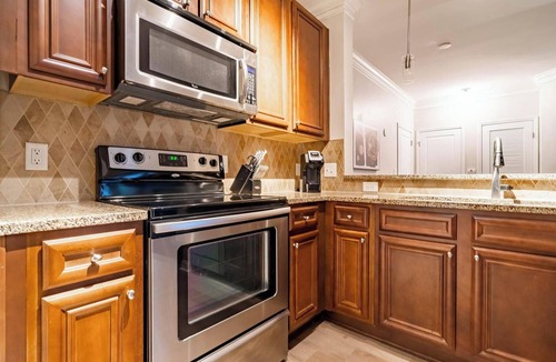 Cary Apartment | Landing | Incredible 2BD, Courtyard, Pool
