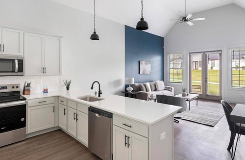 Athens Apartment | Landing | Incredible 2BD, Gym, Clubhouse