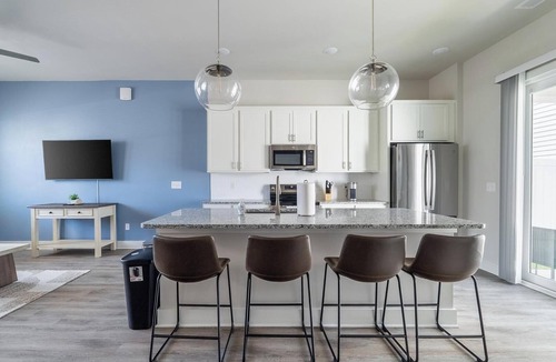 Longs Apartment | Landing | Incredible 2BD, Gym