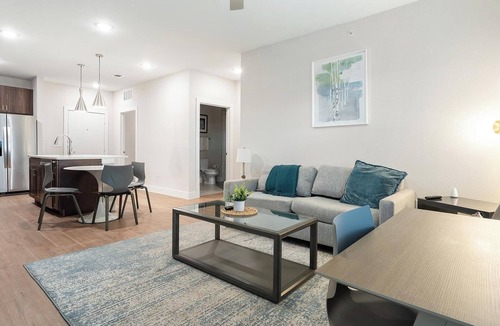 Seguin Apartment | Landing | Incredible 2BD, Pool, Gym