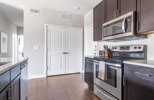 Katy Apartment | Landing | Incredible 2BD, Pool, Clubhouse
