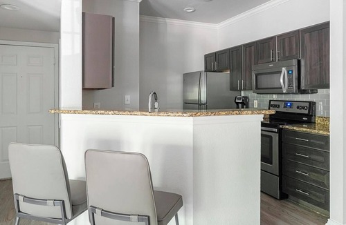 Falconhead Apartment | Landing | Incredible 2BD in Bee Cave