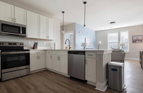Hickory Apartment | Landing | Incredible 2BD, Yoga Studio, Gym