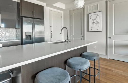 Houston Apartment | Landing | Incredible 2BD, Tennis Court, Gym