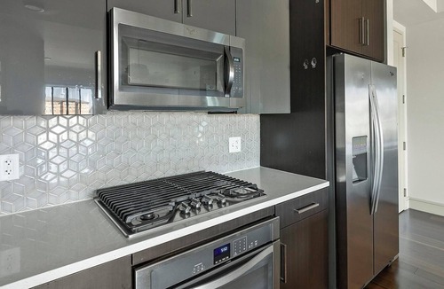 Houston Apartment | Landing | Incredible 2BD, Tennis Court, Gym