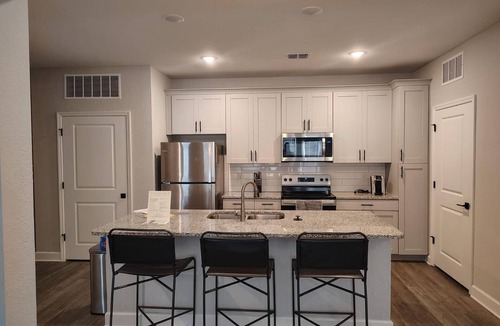 Newberry Apartment | Landing | Incredible 2BD, Pool, Gym