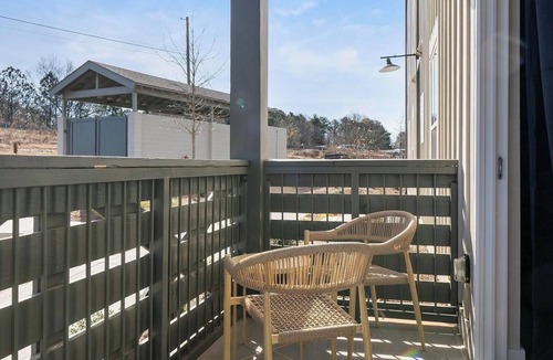 Oakwood Apartment | Landing | Incredible 2BD, Clubhouse, Pool