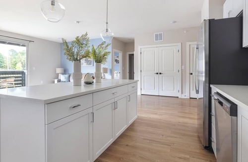 Oakwood Apartment | Landing | Incredible 2BD, Gym, Pool