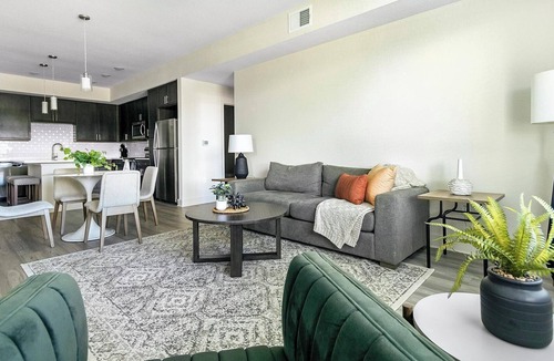 Palmetto Apartment | Landing | Incredible 2BD, Pool, Yoga Studio
