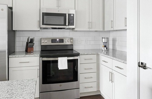 Southeast Raleigh Apartment | Landing | Incredible 2BD, Gym, Yoga Studio