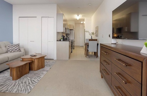 Downtown Hartford Apartment | Landing | Incredible Studio, Gym