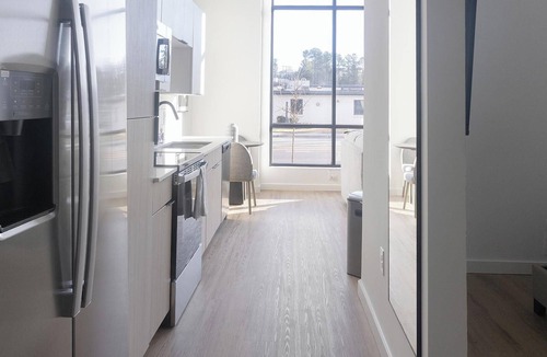 Chapel Hill Apartment | Landing | Incredible Studio, Courtyard, Game Room