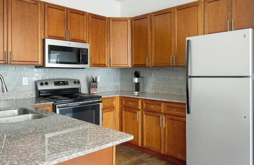 Hillsborough Apartment | Landing | Incredible 2BD, Gym, Clubhouse