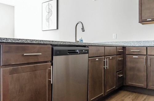 Cartersburg Apartment | Landing | Incredible 2BD, Courtyard, Gym