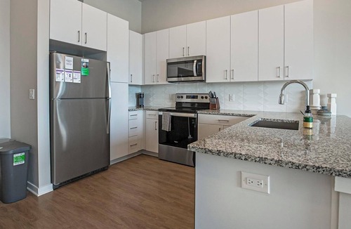 North Kansas City Apartment | Landing | Incredible 2BD, Pool, Courtyard