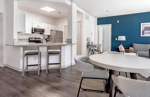 Stone Oak Apartment | Landing | Incredible 2BD, Gym