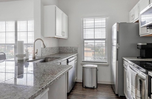Stone Oak Apartment | Landing | Incredible 1BD, Gym