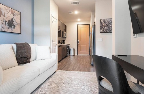 Wetmore Apartment | Landing | Incredible Studio, Gym, Clubhouse