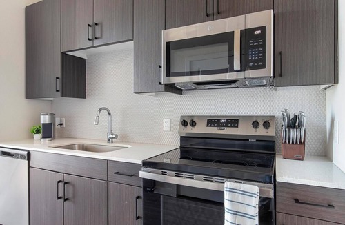 Wetmore Apartment | Landing | Incredible Studio, Gym, Clubhouse