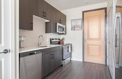 Wetmore Apartment | Landing | Incredible Studio, Gym, Clubhouse