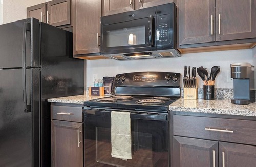 San Antonio Apartment | Landing | Incredible 1BD, Gym, Clubhouse