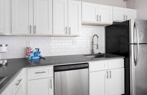 Central Business District Apartment | Landing l Sleek Studio w/Rooftop Views