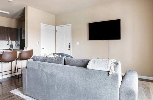 New Braunfels Apartment | Landing | Modern 1BD, Pool, Gym