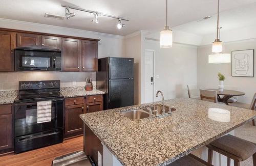 Conestee Apartment | Landing | Modern 1BD, Clubhouse, Gym